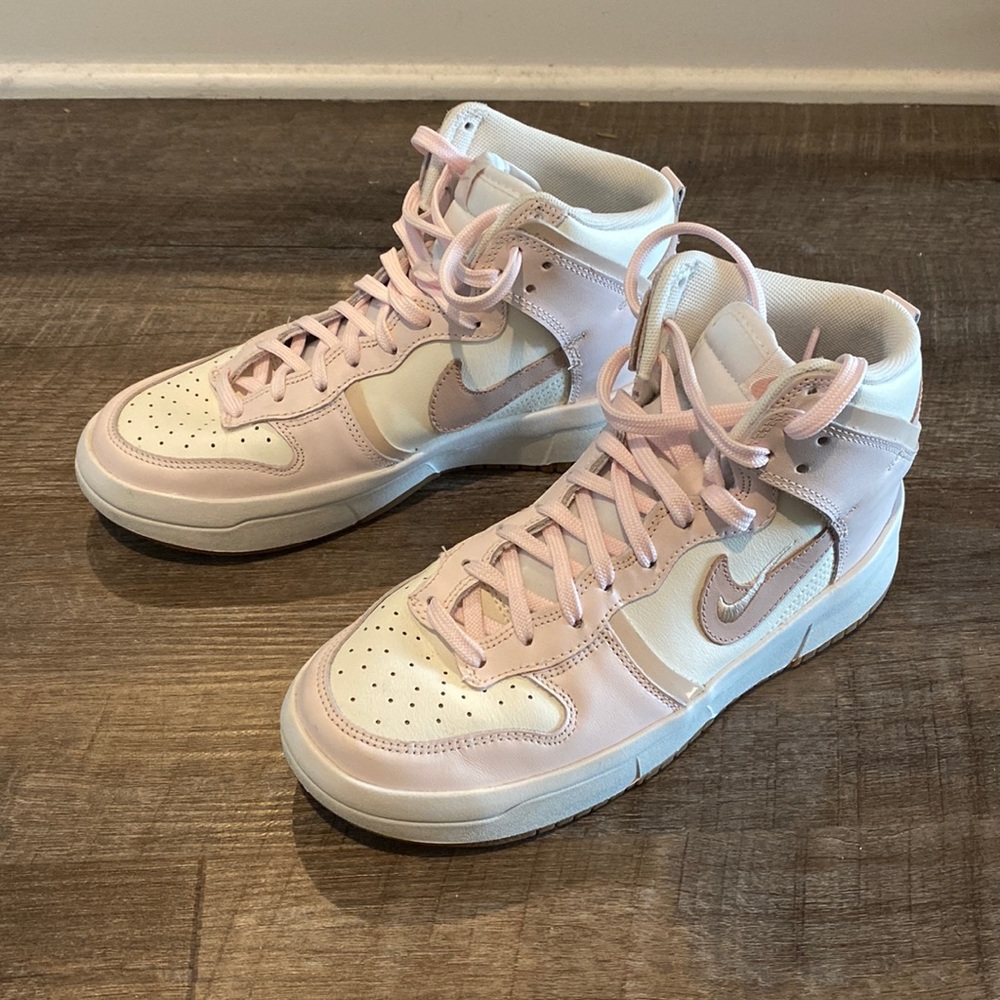 NIKE WOMENS WMNS DUNK HIGH REBEL PINK OXFORD DH3718-102